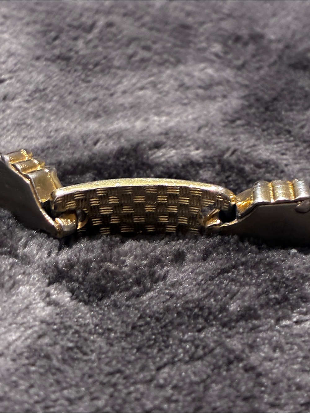 Personalized Silver-Tone Nameplate Bracelet with Linda Engraving - Picture 5 of 10